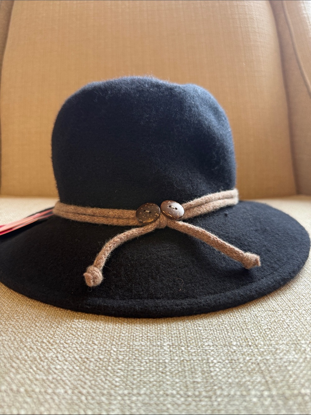 Shihreen Black Boiled Wool Brim Hat with Tie Accent, NWT